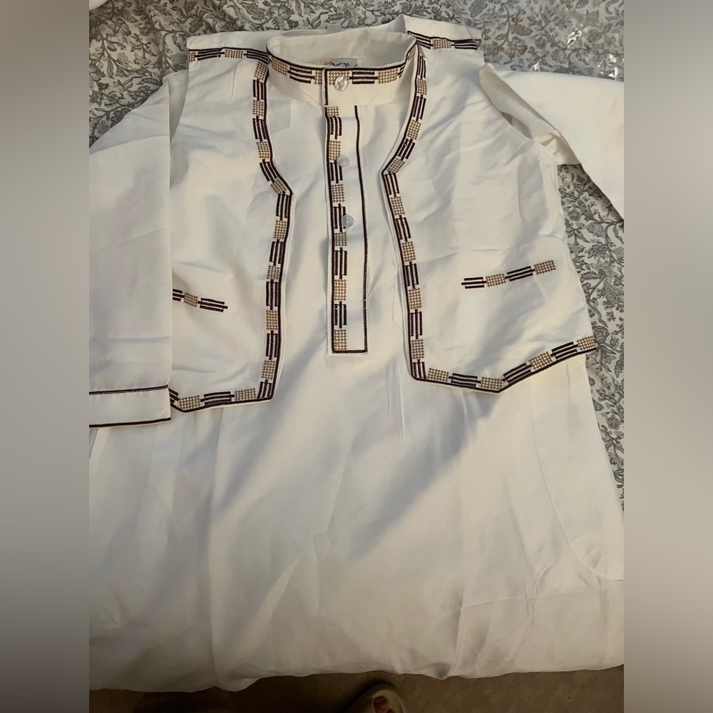 Thobe - Picture 2 of 2
